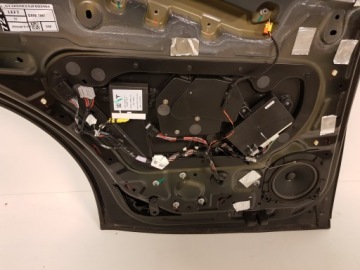 фото thumb №4, Tesla x двері задні lewe-obsidian black