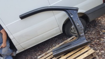 фото thumb №1, Блок двигуна поріг правий передній перед vw up 1st809606 1s