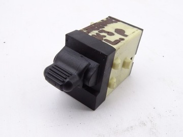 фото thumb №1, Jeep cherokee liberty kj 01-07 переключатель стекло