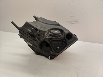 фото thumb №1, Корпус фильтра воздуха audi a6 c6 3.2 4f0133835g