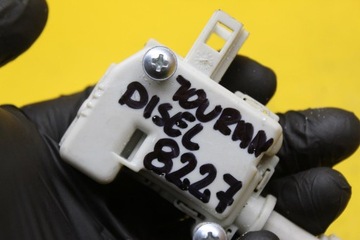 фото thumb №6, Привід замка бардачка vw touran 3b0959782