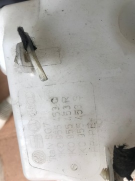 фото thumb №1, Vw golf v skoda octavia бачок омивача