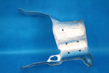 фото thumb №1, Audi a4 b9 защита тепловая 8w0201308ae 18r