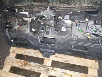 фото thumb №7, Кришка багажника комплектна jaguar f-pace камера