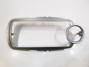 фото thumb №1, Рамка радіо панелі аварійних toyota yaris iii 2011-