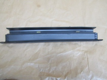 12 mercedes w201 190 задня молдинг поріг накладка на поріг задні чорна в Україні, фото thumb