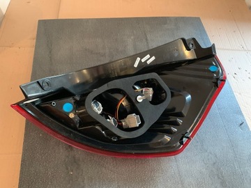 фото thumb №2, Ford fiesta mk7 lift задняя левая лампа