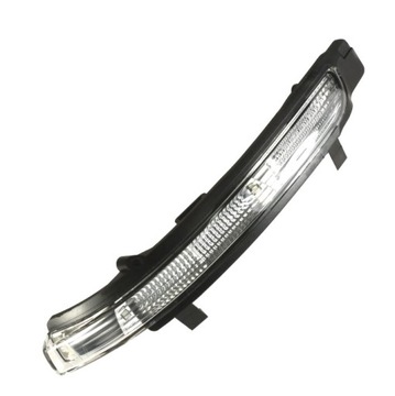 фото thumb №1, Оригинальный поворотник skoda 3t0949102