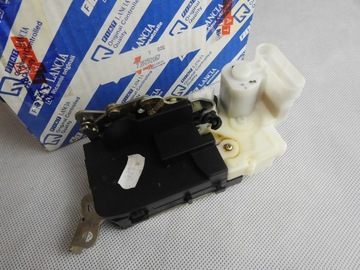 фото thumb №9, Замок двері fiat siena palio albea праві зад електричний