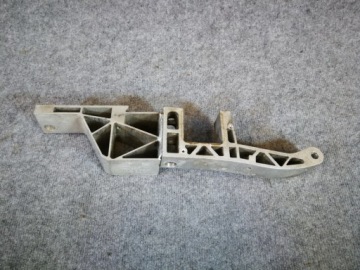 фото thumb №1, Porsche panamera 970 gts кронштейн кронштейн правий