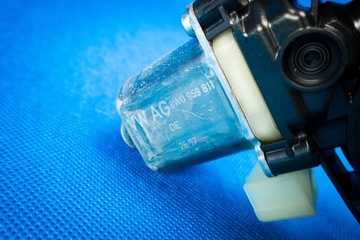 фото thumb №12, Моторчик стекло audi оригинальный номер 8w0959811