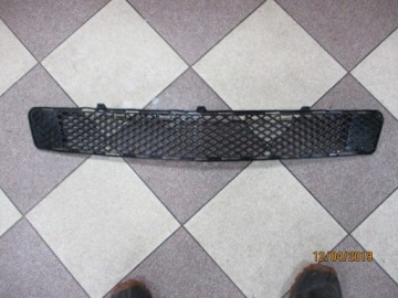 фото thumb №1, Решётка бампера mercedes 204 a2048852123