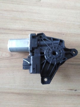 фото thumb №1, Mercedes ml w166 моторчик стекло pr. задняя 784