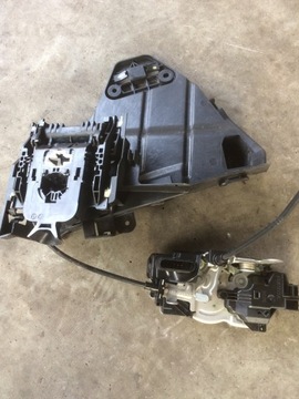 фото thumb №1, Volvo v40 замок двері лівий перед 19r