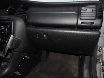 фото thumb №4, Бардачок з панелі правий пасажира opel vectra b fl