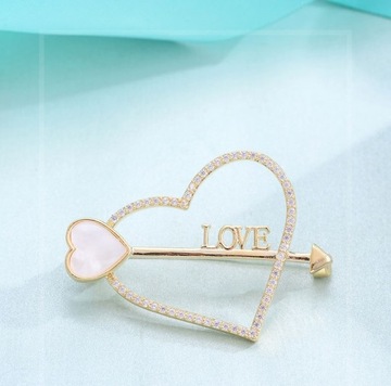 БРОШЬ LUX СЕРДЦЕ LOVE ARROW ПОЗОЛОЧЕННАЯ КОРОБКА