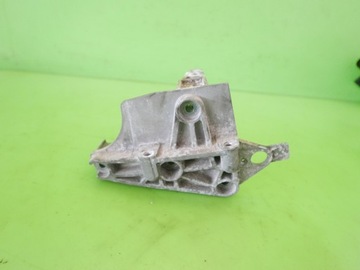 фото thumb №1, Кронштейн двигателя 8200206982 renault modus 1.5 dci 04-