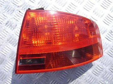 фото thumb №1, Audi a4 b7 sedan - лампа задня права