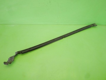 фото thumb №3, Молдинг скло перед лобове права mercedes w220