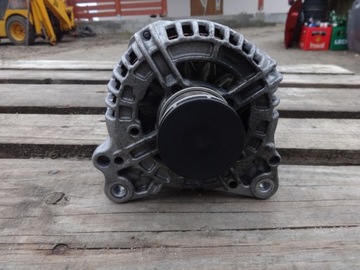 фото thumb №1, Генератор vw beetle caddy iii polo touran 1.2 tsi