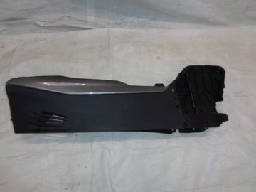 фото thumb №5, Peugeot 2008 підлокітник тунель середній