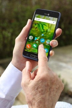 Смартфон для пожилых людей Doro 8035 5 дюймов LTE HAC SOS