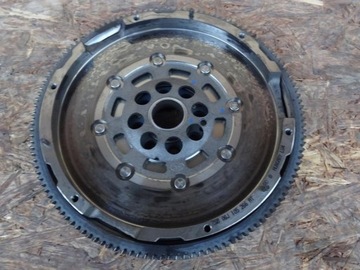 фото thumb №9, Audi tt 8s 1.8 tfsi зчеплення повний диск притиск маховик з двома масами luk ideał