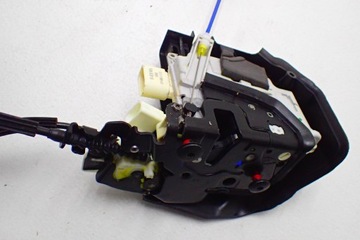 фото thumb №15, ^^ audi a8 4h d4 замки натягувачі двері kpl 4f0837060