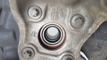 фото thumb №3, Mercedes w176 a45 amg поворотный кулак задняя правая