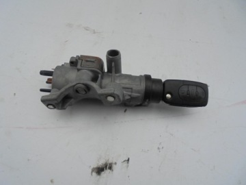 фото thumb №1, Замок зажигания 4b0905851m автоматическая коробка передач audi a4 b6 3.0 v6