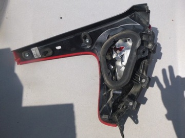 фото thumb №4, Лампа права задня задня volvo v40 ii