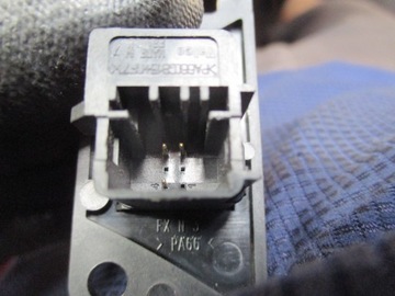 фото thumb №7, Выключатель света аварийных peugeot 307 05-08r