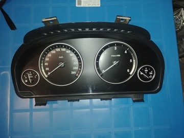 фото thumb №1, Bmw f10 f11 лічильник прилади 9280483