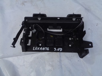 фото thumb №1, Основание аккумулятор maserati levante