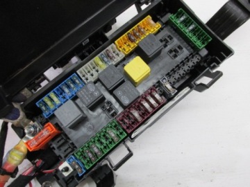 фото thumb №4, Коробка предохранителей mercedes ml w166