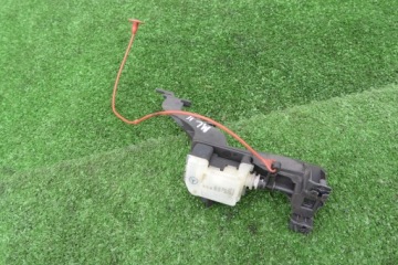 фото thumb №1, Привод крышка заливной mercedes gl x164 ml w164