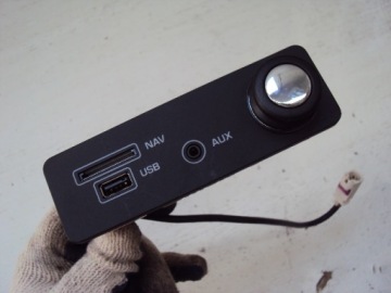 фото thumb №1, Роз'єм usb aux зчитувач карта land rover discovery