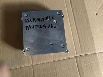 фото thumb №3, Pacifica 2017 2018 2019 2020 усилитель