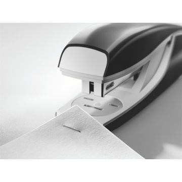 Zszywacz metalowy LEITZ WOW 5502 fioletowy 30k