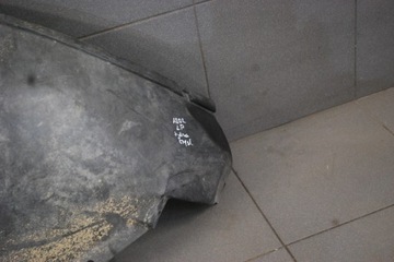 фото thumb №10, Підкрилок лівий перед частина задня a8 d2 4d0821191l