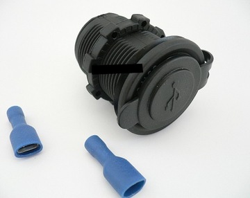 ПОДАРОК# Автомобильное зарядное устройство 2x USB 5В 3.1А Герметичная розетка 12В 24В