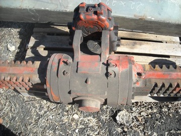 Мостовой подъемник CARRARO Manitou