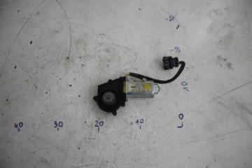 фото thumb №1, Моторчик шторка правий задня 4e4861963b audi a8 d3