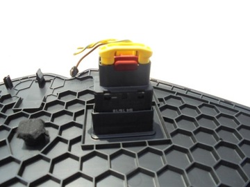 фото thumb №7, Заглушка панели volkswagen оригинальный номер 2ga858248