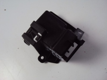 фото thumb №1, Напрямна бампера правий задня ford b-max 2011-2017