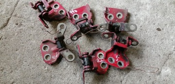 фото thumb №1, Mazda 2 02-07 петля двері pp pt lt