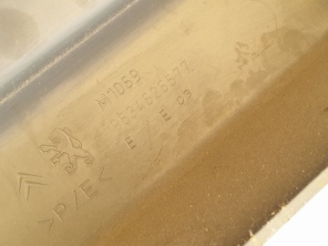 фото thumb №3, Напрямна шторка правий задня peugeot partner 02r