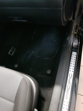 фото thumb №1, Vw golf 4 iv коврик пол обшивка idealna