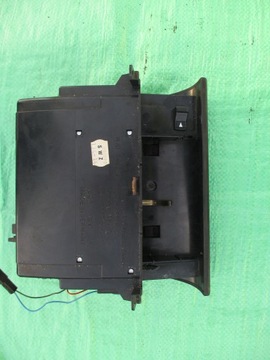 фото thumb №4, Audi a4 b5 рестайлінг попільничка 8d0857951