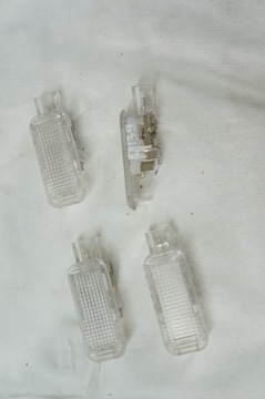 фото thumb №5, Audi a6c5 лампа освітлення обшивка біла